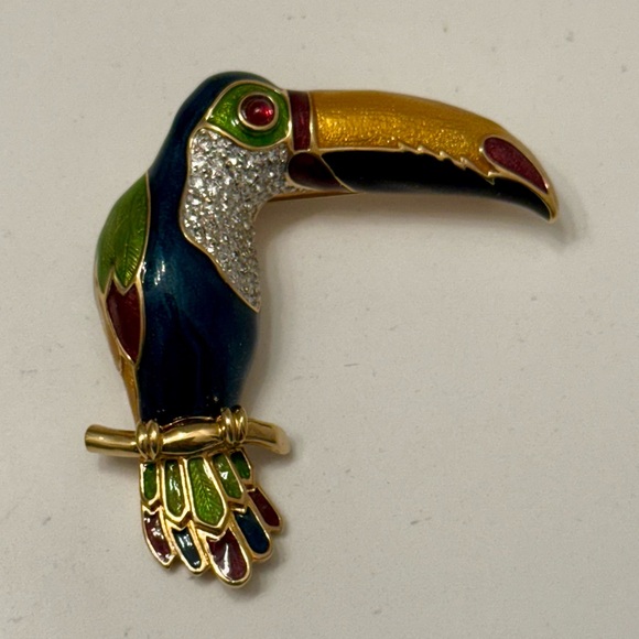 Judith Leiber Toucan Bird Parrot Pin Brooch Enamel & Crystals- Signed - Picture 12 of 12